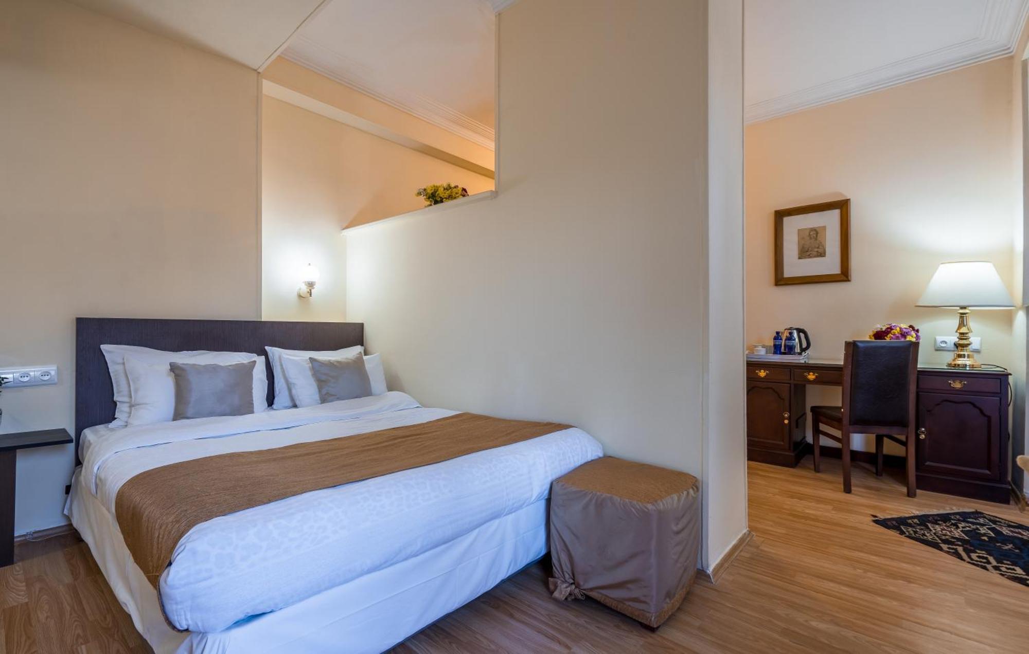 Iliani Hotel Τυφλίδα Εξωτερικό φωτογραφία